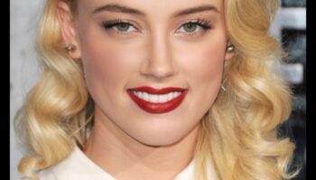 Păr blond și buze roșii: combinații clasice pline de farmec