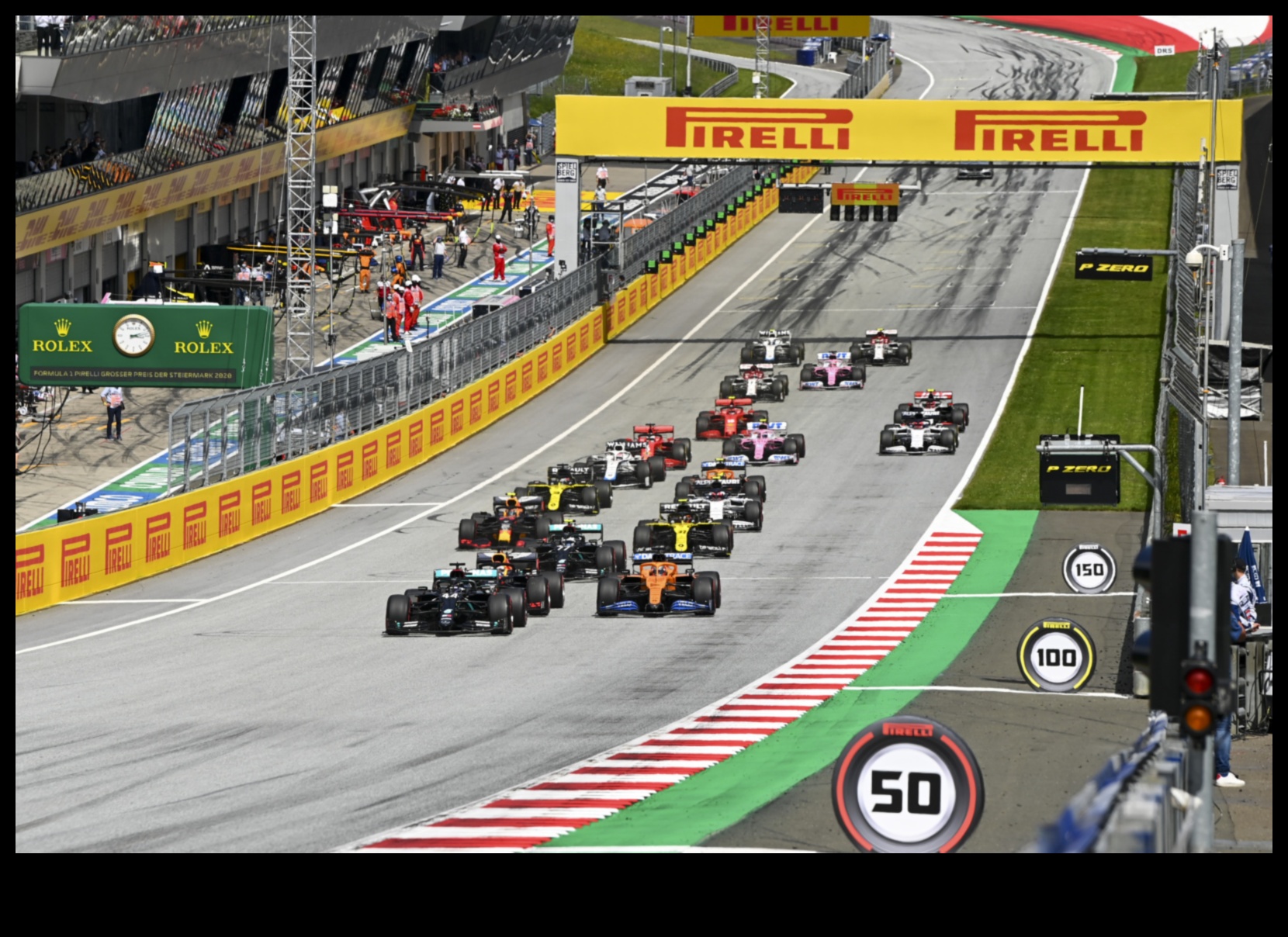 Race Track Chronics Highs and Lows of Motorsports 1 Cronici pe circuitul de curse: Povești despre triumf și provocări în sporturile cu motor